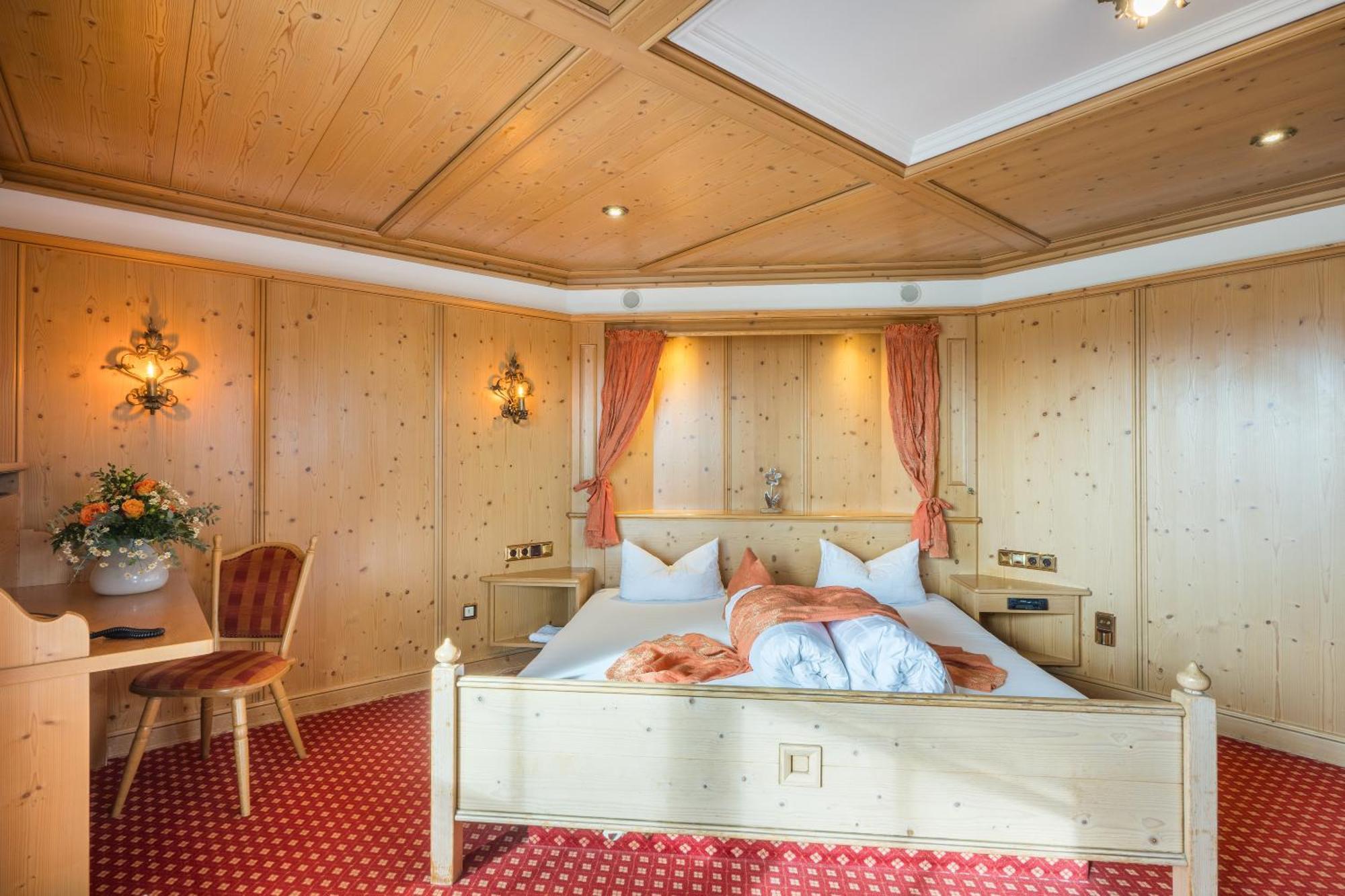 Landhotel Gockelwirt Eisenberg  Exteriör bild