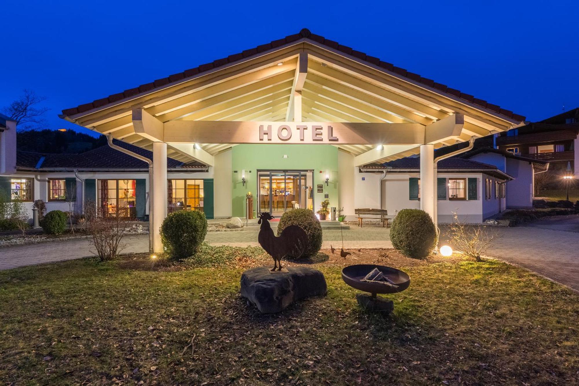 Landhotel Gockelwirt Eisenberg  Exteriör bild